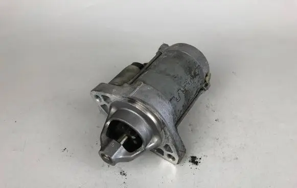 Lexus IS III XE30 Starter motor 2810031071 4210031041
