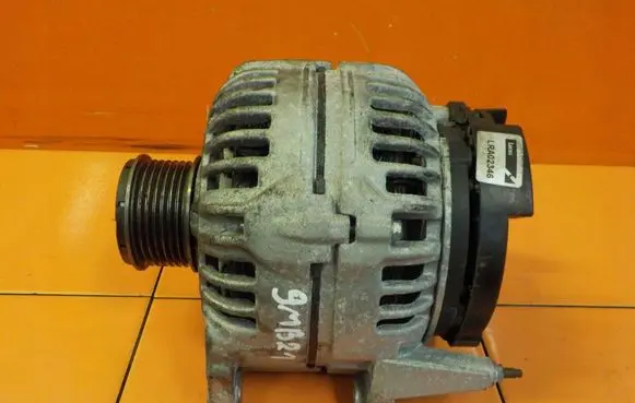 Volkswagen Touareg I Generator/alternator LRA02346 9MB21