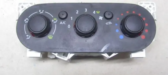 Renault Trafic III (X82) Climate control/heater control trim 