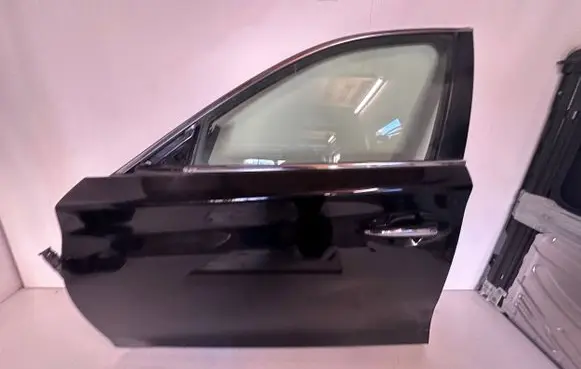 Infiniti Q50 Front door