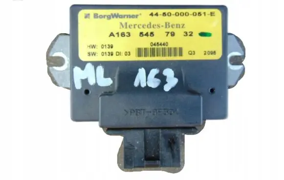 Mercedes-Benz ML W163 Transfer box differential control unit A1635457932