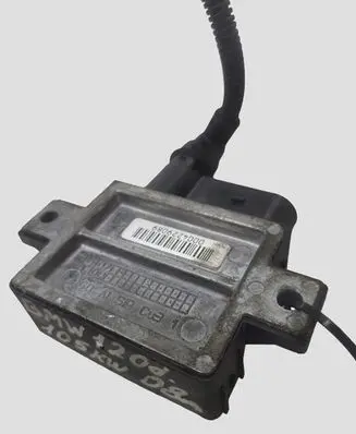 BMW 1 E81 E87 Glow plug pre-heat relay 779800003