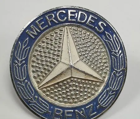 Mercedes-Benz COMPAKT W115 Manufacturer badge logo/emblem 