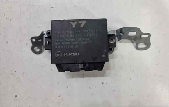 Toyota C-HR I Parking PDC control unit/module 89340F4012 1816201138 10R057924
