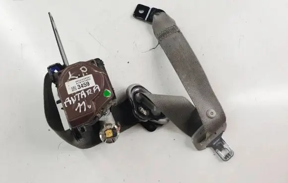 Opel Antara Front seatbelt