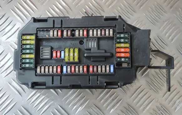 BMW X5 F15 Fuse module 9316568