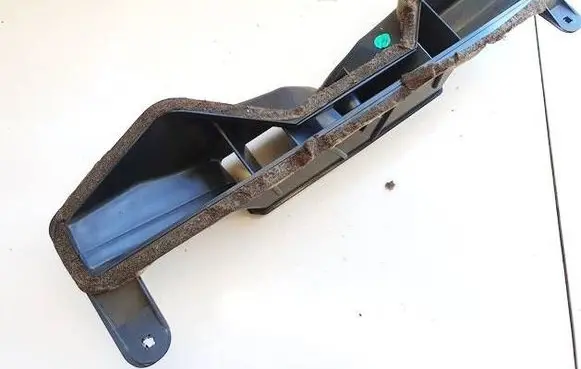 Cabin air duct channel