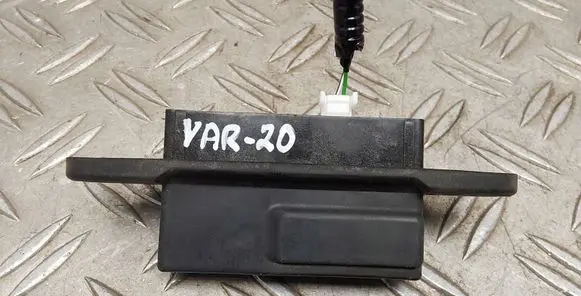 Toyota Yaris Tailgate opening switch 