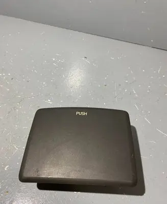 Volvo V70 Ashtray (rear) B9204269 9204269