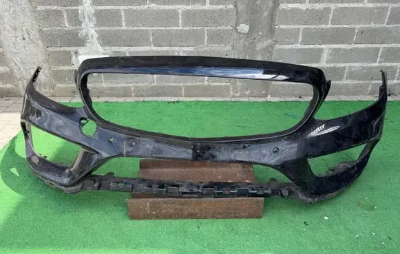 Mercedes-Benz C W205 Front bumper