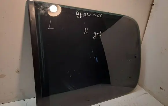 Citroen Berlingo Rear side window 43R001100