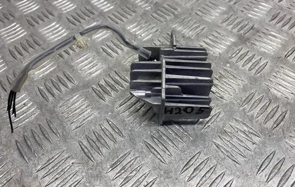 Mercedes-Benz C W205 LED ballast control module 1305715303