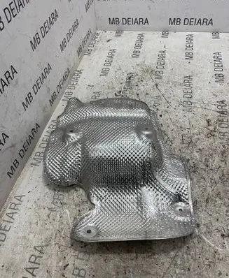 Porsche Macan (95B) Heat shield in engine bay 95B301328