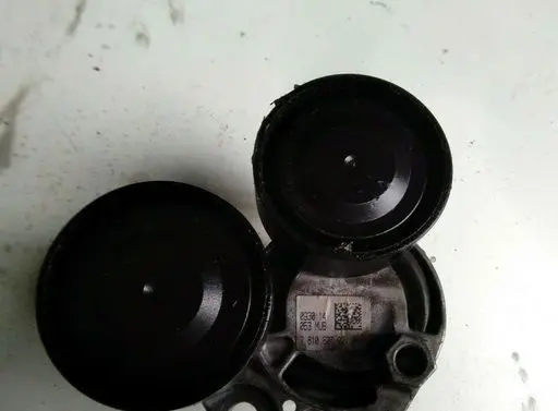 BMW 1 F20 F21 Alternator belt tensioner 781080702