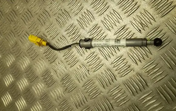 Audi Q7 4M Sensor 4M0823823