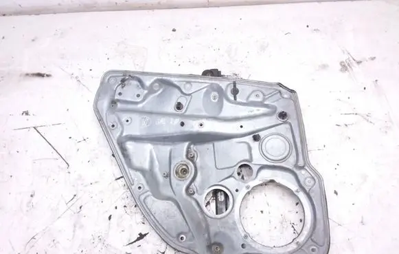 Volkswagen Bora Rear window lifting mechanism without motor 1J5839755A 166106103