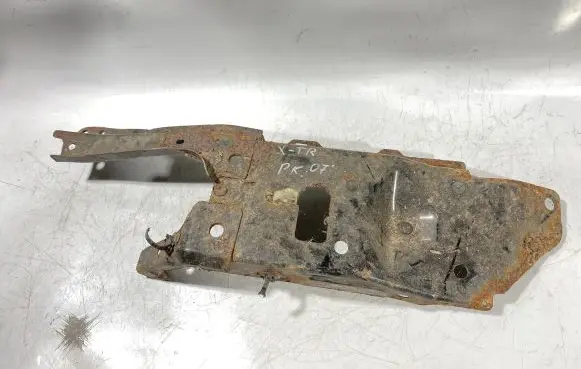 Nissan X-Trail T31 Radiator support slam panel bracket 