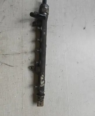 Fuel main line pipe