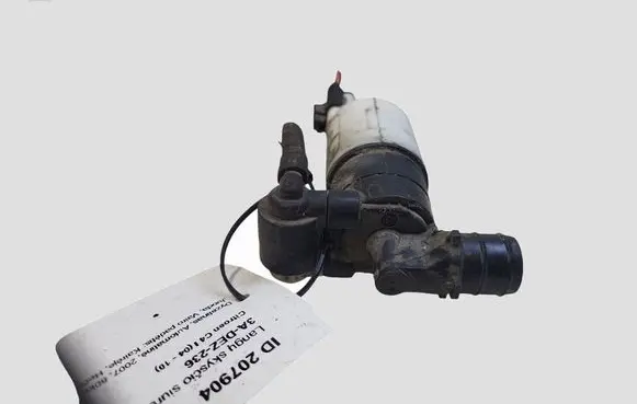 Citroen C4 I Windscreen/windshield washer pump 8200067015