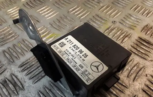 Mercedes-Benz E W211 Alarm control unit/module A2118209126 2118209126