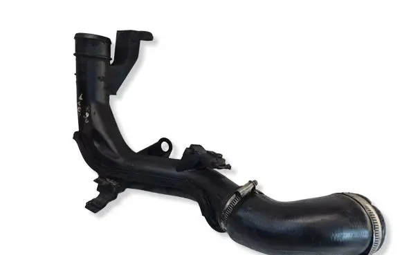 Volkswagen PASSAT B6 Intercooler hose/pipe 5N0145770A