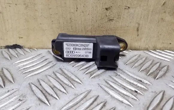 Audi A4 S4 B5 8D Airbag deployment crash/impact sensor 8D0959643B