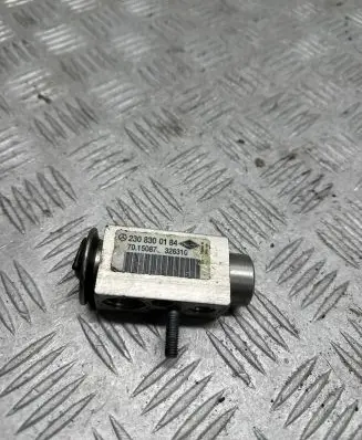Mercedes-Benz C W203 Climate control unit 2308300184