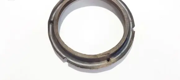 Chrysler PT Cruiser Front coil spring rubber mount 4626096 4626864