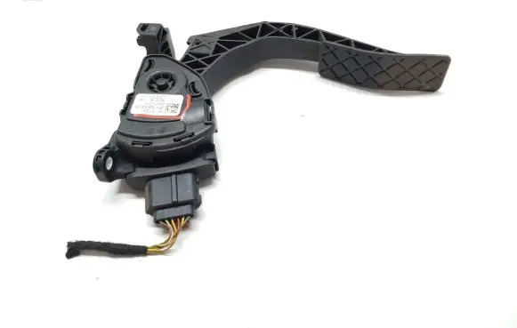 Audi A5 8T 8F Accelerator throttle pedal 8K1721523A