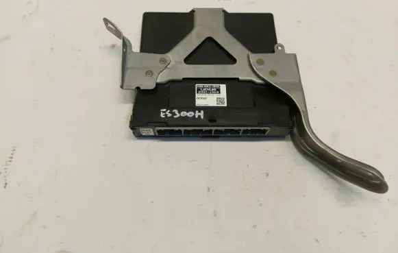 Lexus ES 250 - 300 - 330 Other control units/modules 89981-33820