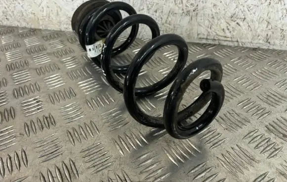 Audi A4 S4 B9 Rear coil spring 8W0511115