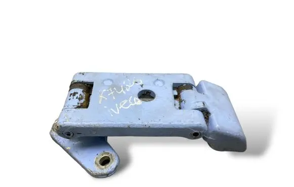 Iveco Daily 3rd gen Rear door lower hinge