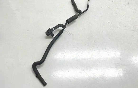Volkswagen PASSAT B8 Engine coolant pipe/hose 5Q0121064BB 1371 330217