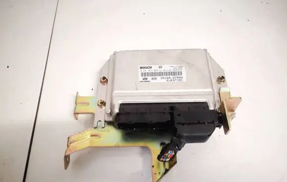 KIA Sportage Engine control unit/module 3910427400 39104-27400