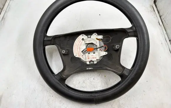 BMW 3 E36 Steering wheel 10729