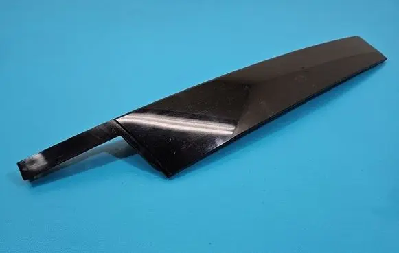 Skoda Octavia Mk4 Front door trim (molding) 5E3837901 IMPRK1536990