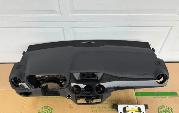 Mercedes-Benz B W246 W242 Dashboard 