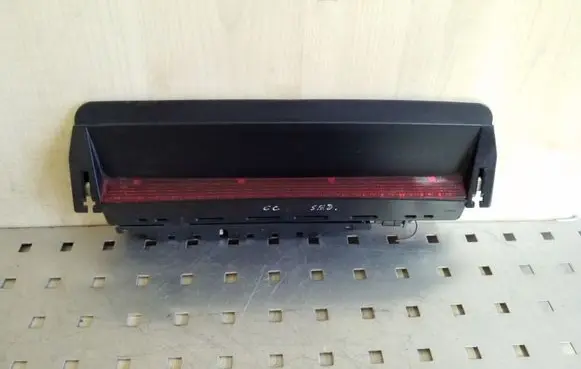 Volkswagen PASSAT CC Third/center stoplight 3C8945087B