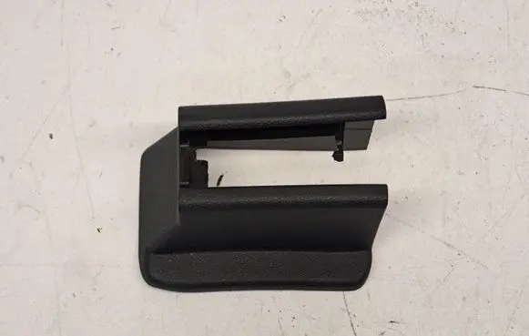 Mercedes-Benz C W204 Front door seat control surround trim A1699191220