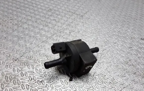 Vacuum valve