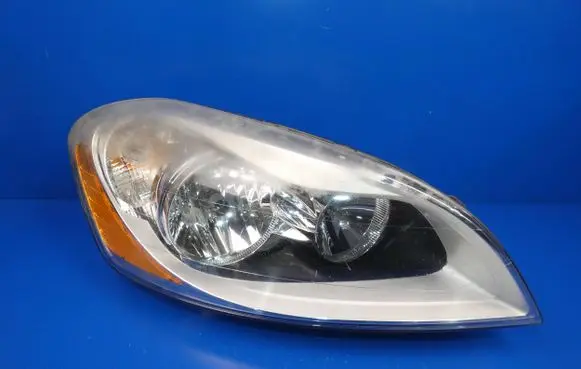 Volvo XC60 Headlight/headlamp 30763146 89902803