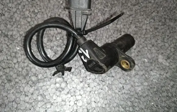 Opel Zafira A Crankshaft position sensor 90520856