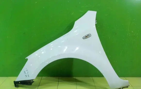 KIA Ceed Fender PRZOD LEWY