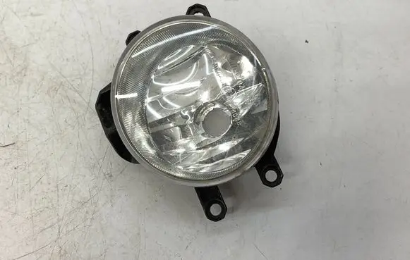 Toyota Auris E180 Front fog light 90008499