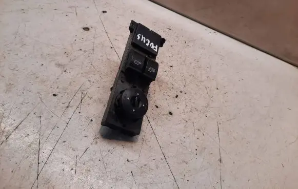 Electric window control switch