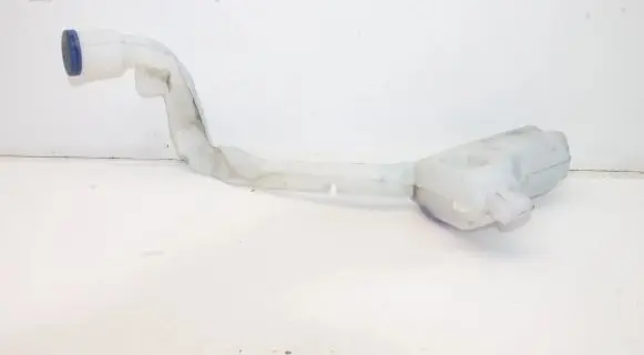 Citroen C4 Cactus Windshield washer fluid reservoir/tank 9801973680