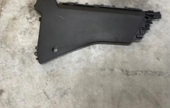 Land Rover Discovery 5 Dashboard side end trim HY32045M10BB