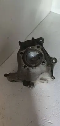 BMW 5 E39 Front wheel hub spindle knuckle