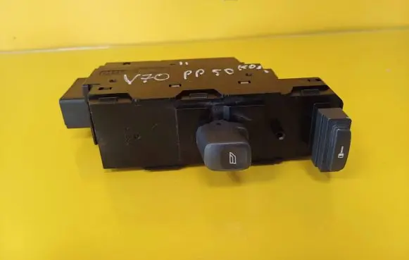 Volvo V70 Electric window control switch