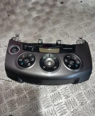 Toyota RAV 4 (XA30) Climate control unit 5590042361 T12035